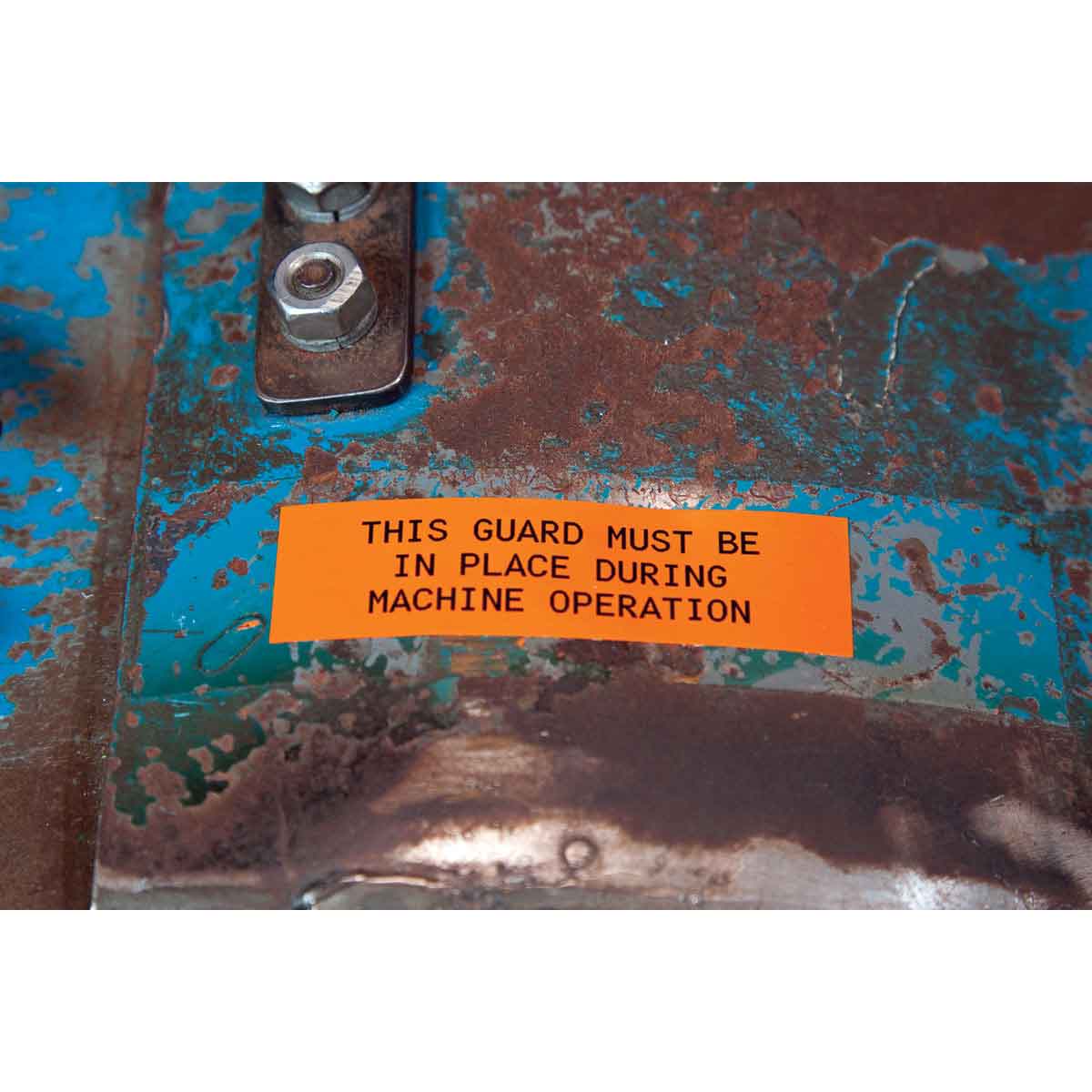 Самоклеящаяся лента Brady MC1-1000-595-OR-BK, универсальный винил, печать чёрная на оранжевом, 25,4 мм * 7,62 м, в картридже 7,62 м (BMP41/51/53) - 2
